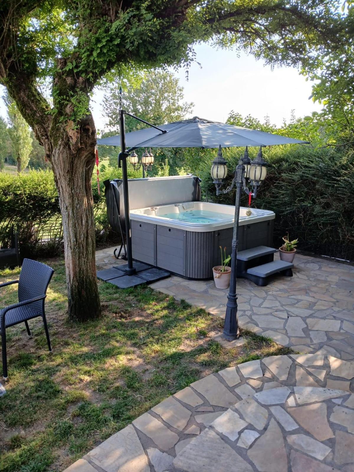 L'Aurigast Bed & Breakfast Auriac-Lagast Exterior foto